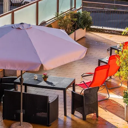 Le Terrazze Di San Giovanni Pensionat 2*
